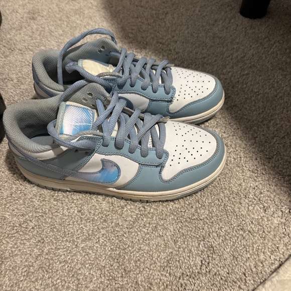 Shoes - Picture 3 of 7